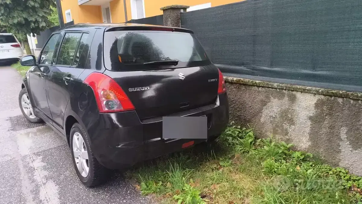 Usata Suzuki Swift 92 CV (67 kW) 2009 Nero Utilitaria