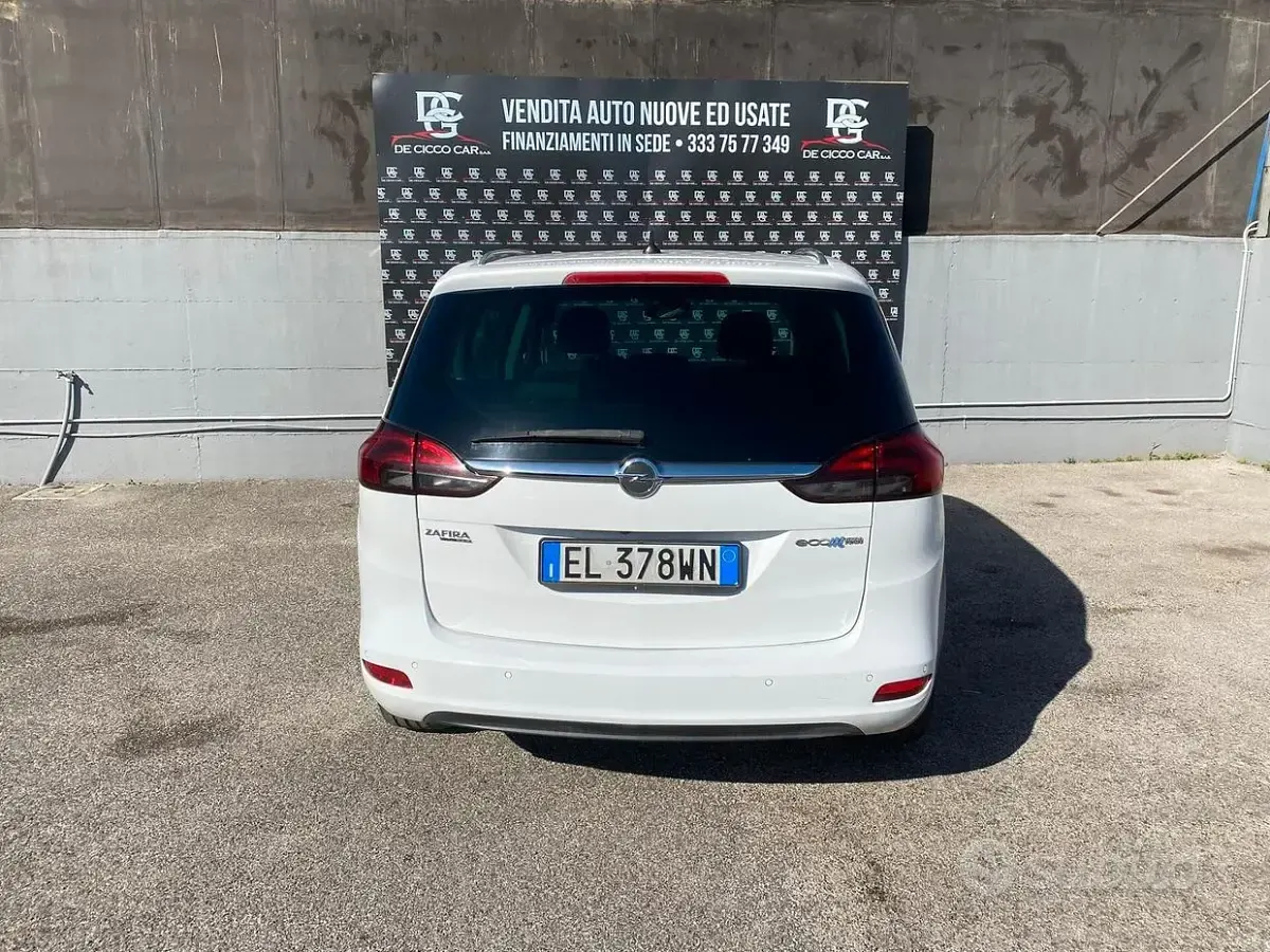 Usata Opel Zafira Tourer Cosmo 150 CV (110 kW) 2012 Bianco Monovolume