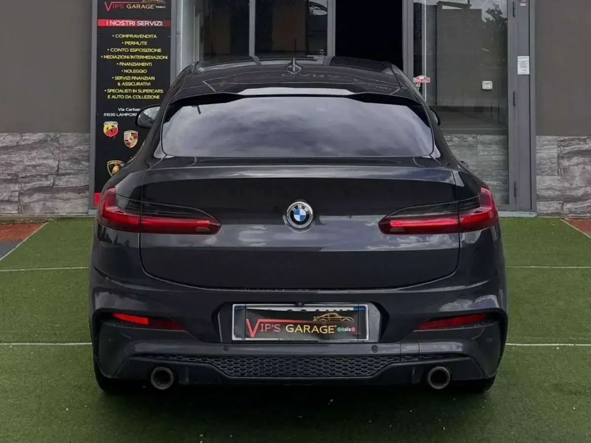 Begagnad BMW X4 Advantage 252 HK (185 kW) 2018 Grå SUV