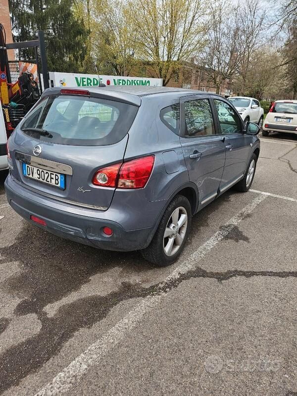 Usata Nissan Qashqai 106 CV (77 kW) 2009 Grigio SUV