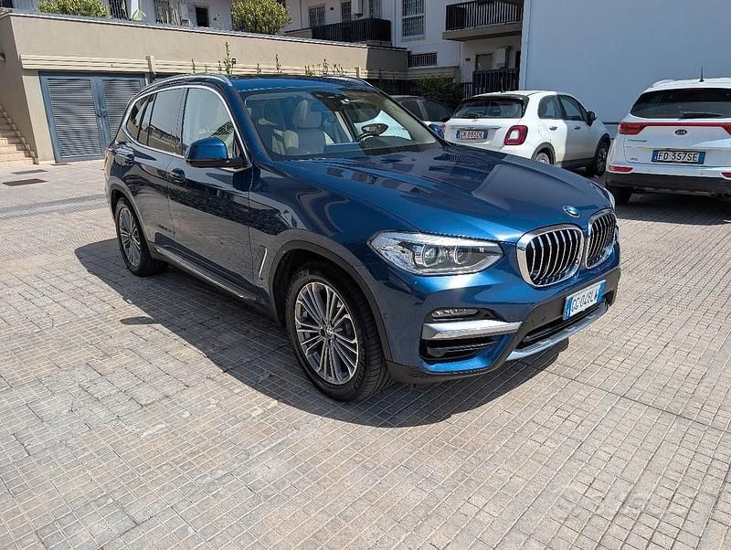 Begagnad BMW X3 Luxury Line 190 HK (139 kW) 2021 Blå SUV