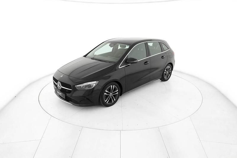 Usata Mercedes B180 Advanced Plus 116 CV (85 kW) 2023 Nero Monovolume