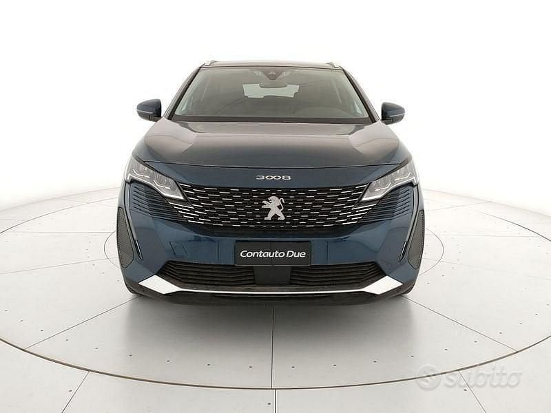 Usata Peugeot 3008 Business-Line 130 CV (95 kW) 2021 Blu SUV