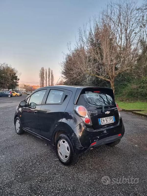 Usata Chevrolet Spark LS 92 CV (67 kW) 2011 Nero Utilitaria