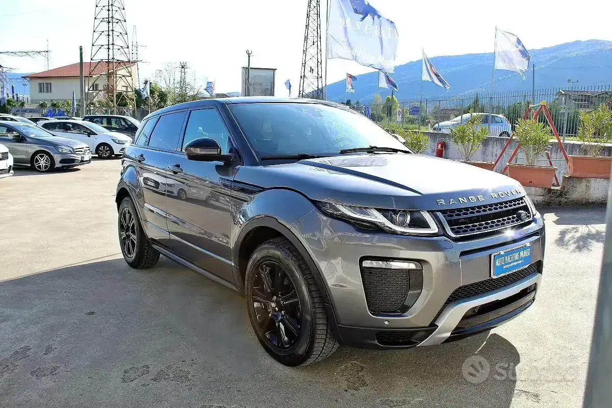 Usata Land Rover Range Rover evoque SE 150 CV (110 kW) 2016 Grigio SUV