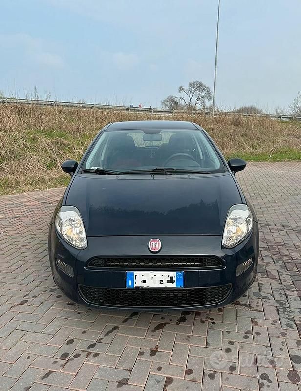 Usata Fiat Grande Punto 75 CV (55 kW) 2015 Utilitaria