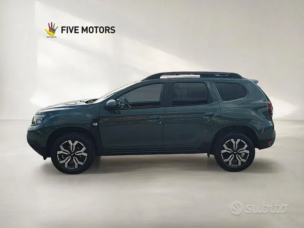 Usata Dacia Duster Journey 101 CV (74 kW) 2023 Verde SUV