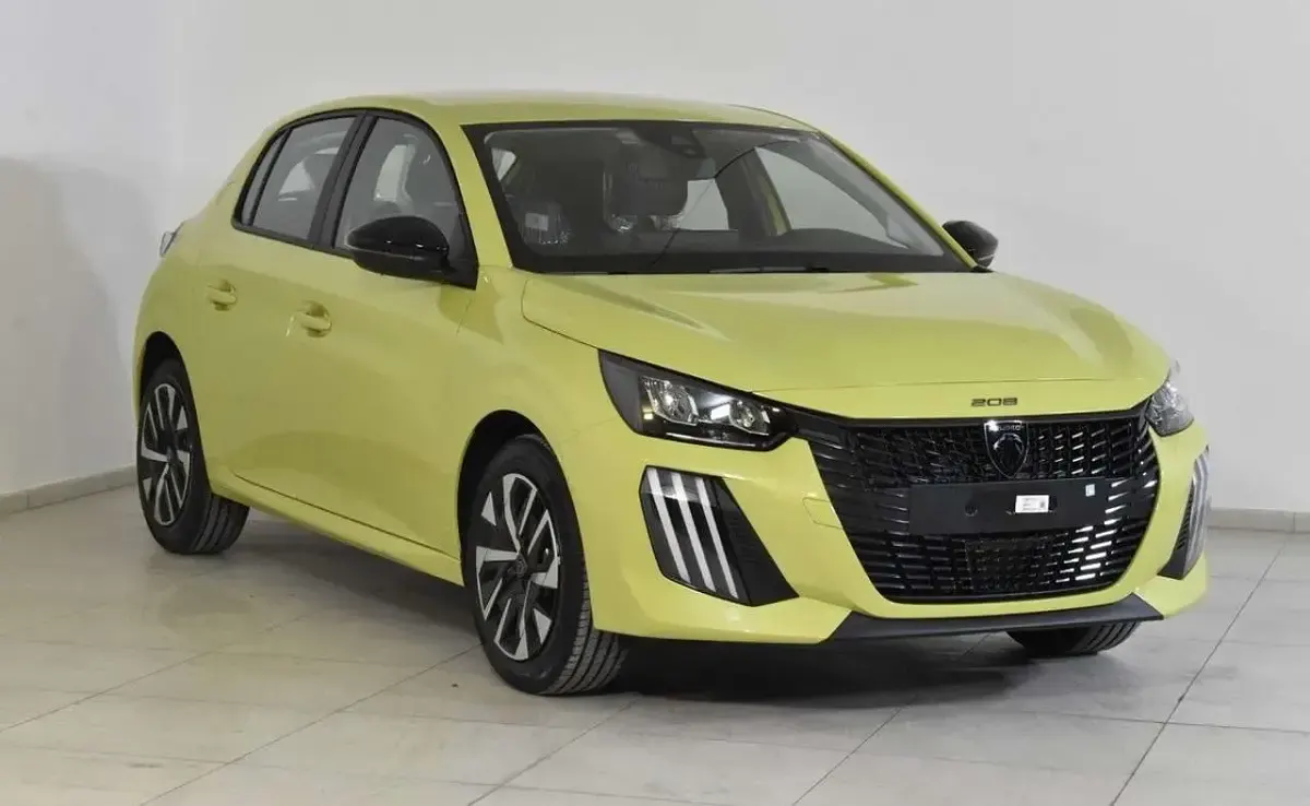 Nuova Peugeot 208 Style 101 CV (74 kW) 2026 Giallo Utilitaria