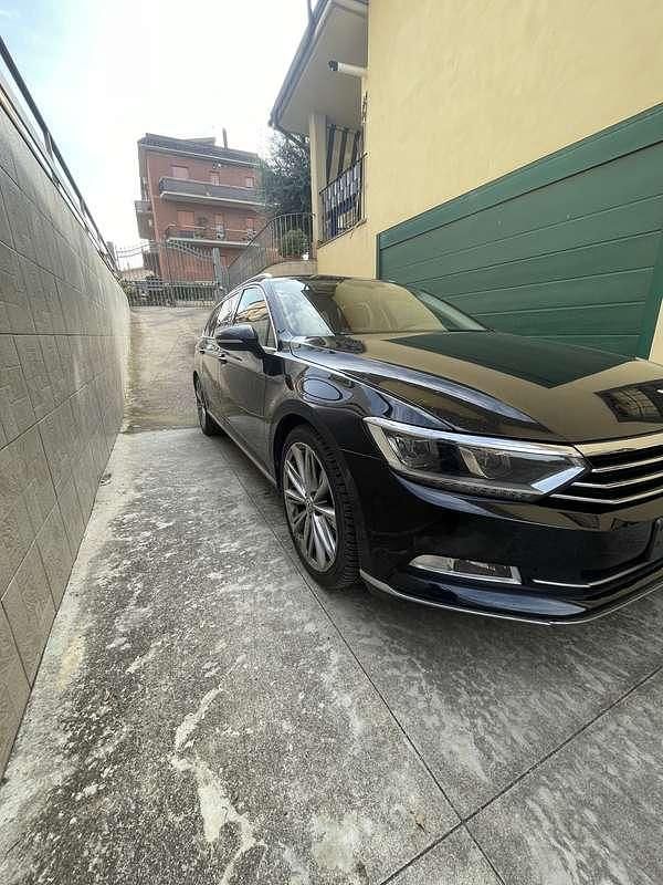 Usata VW Passat Executive 150 CV (110 kW) 2018 Nero Station wagon