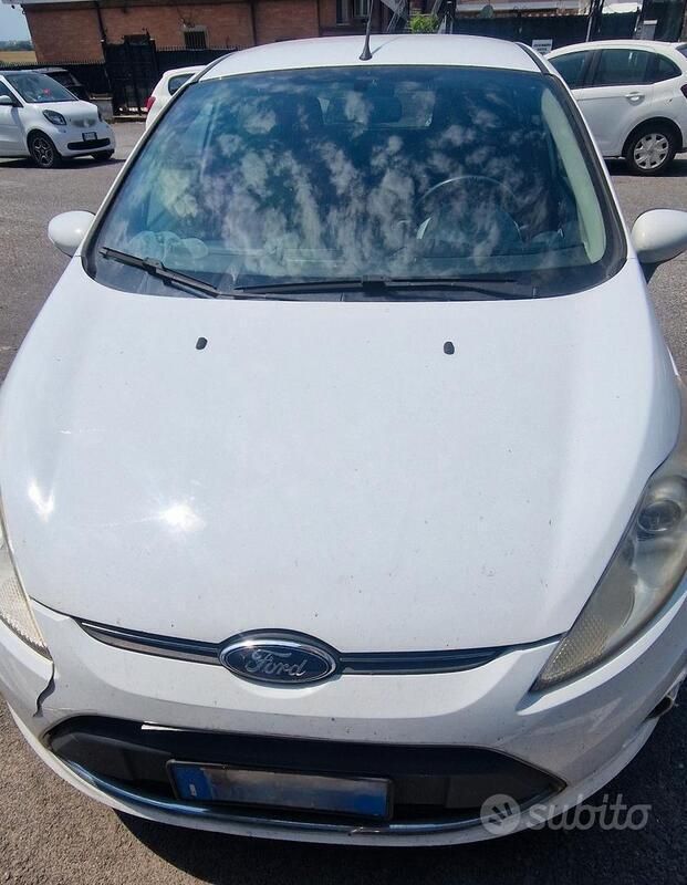 Usado Ford Fiesta 82 HP (60 kW) 2012 Branco Citadino