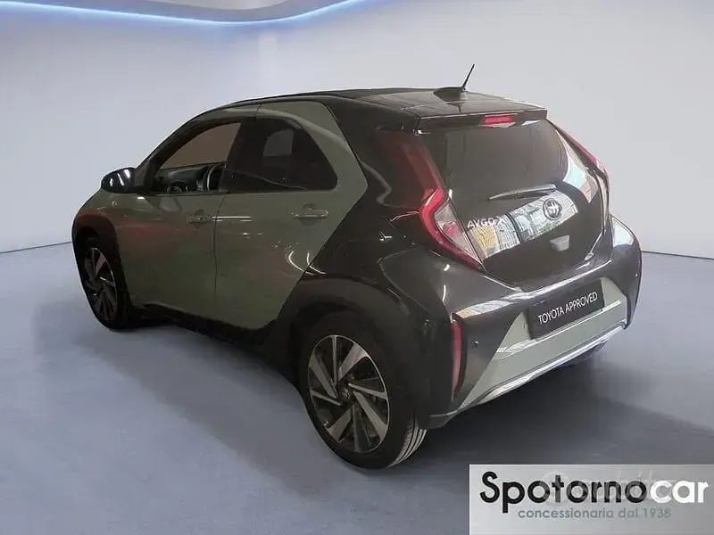 Usata Toyota Aygo X Lounge 72 CV (52 kW) 2024 Other SUV