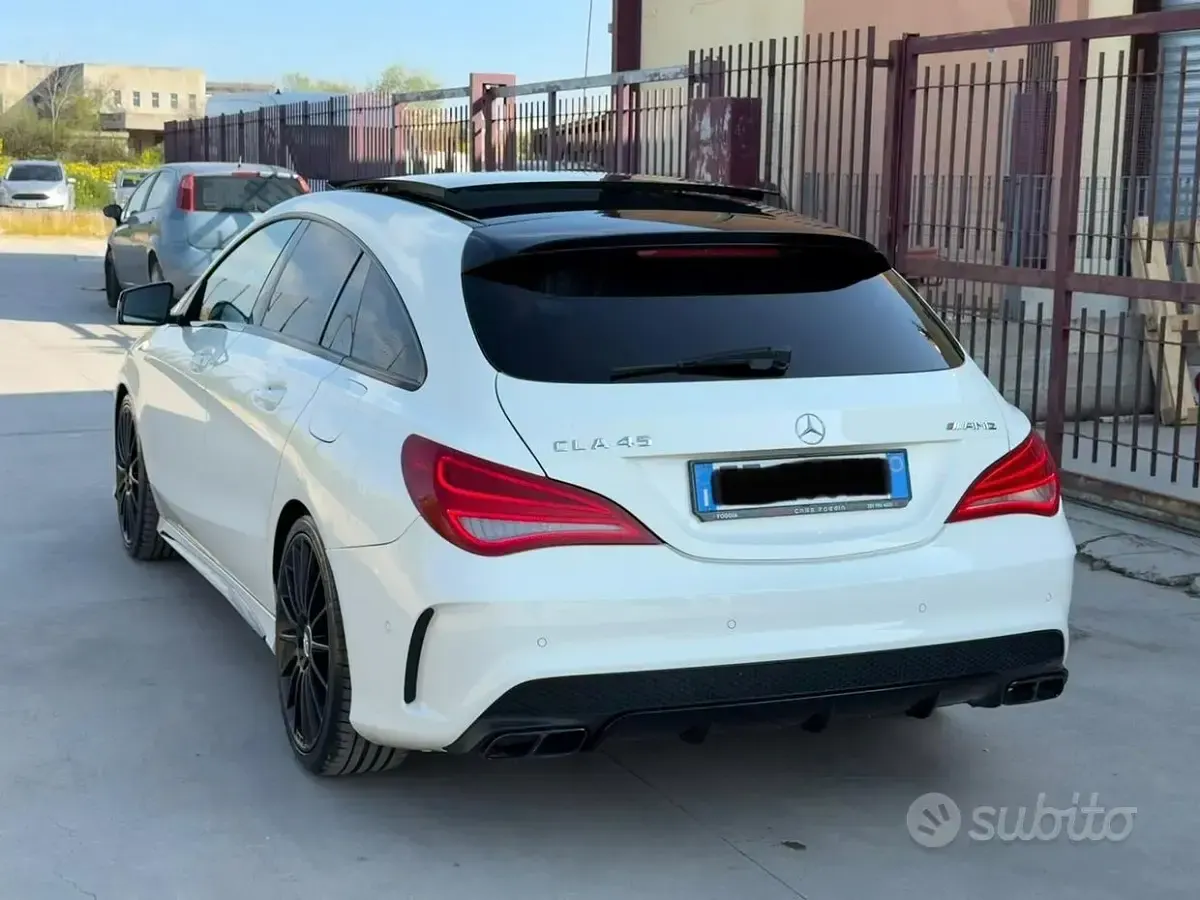 Usata Mercedes CLA45 AMG AMG 381 CV (280 kW) 2016 Bianco Coupé