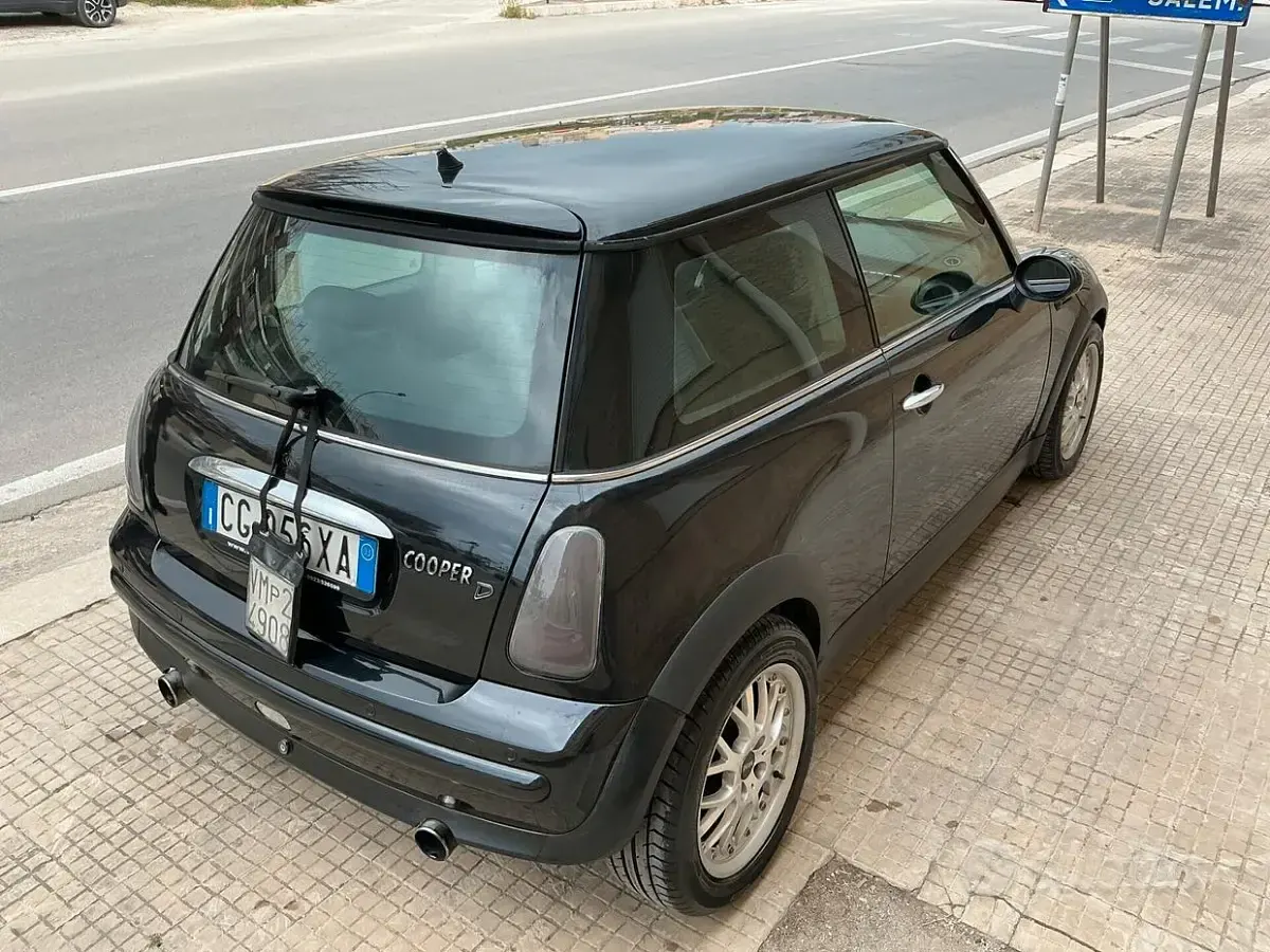 Usata Mini One D 75 CV (55 kW) 2003 Nero Utilitaria