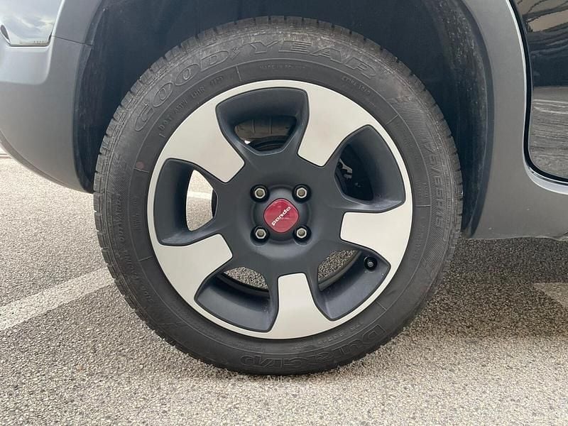 Usata Fiat Panda Cross Cross 69 CV (50 kW) 2023 Nero Utilitaria