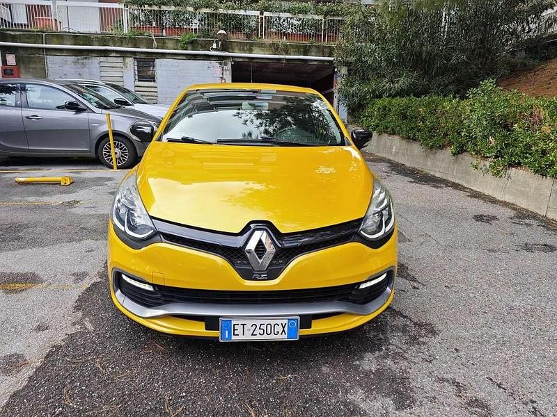 Usata Renault Clio IV R.S. 200 CV (147 kW) 2013 Giallo Berlina