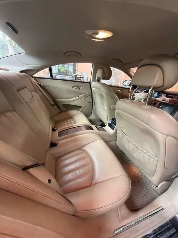 Usata Mercedes CLS350 276 CV (202 kW) 2005 Blu/azzurro Coupé