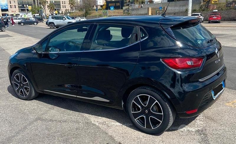 Usata Renault Clio IV 90 CV (66 kW) 2016 Nero Berlina