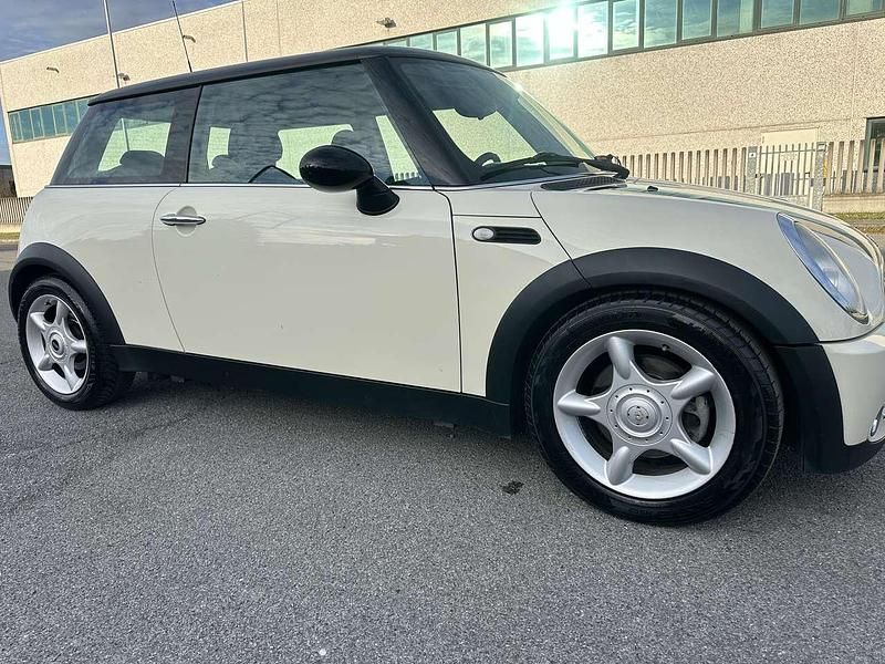 Usata Mini Cooper 116 CV (85 kW) 2006 Other Utilitaria