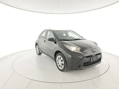 Usata Toyota Aygo X Active 72 CV (52 kW) 2025 SUV