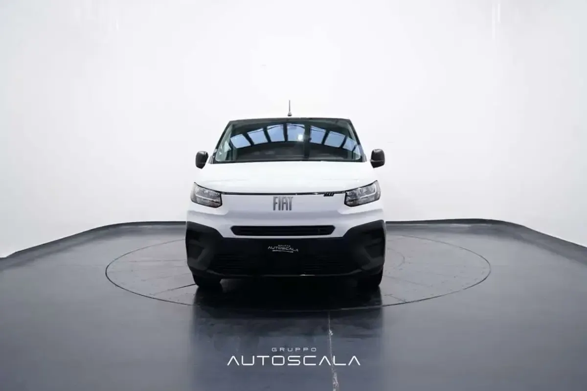 Nuova Fiat Doblò 131 CV (96 kW) 2025 Bianco Monovolume