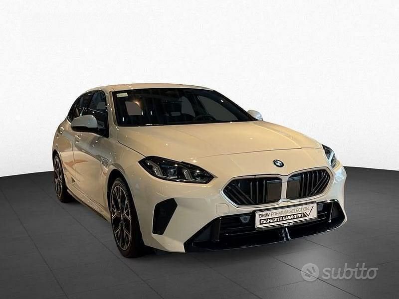 Usata BMW 120 M Sport 156 CV (114 kW) 2025 Bianco Utilitaria