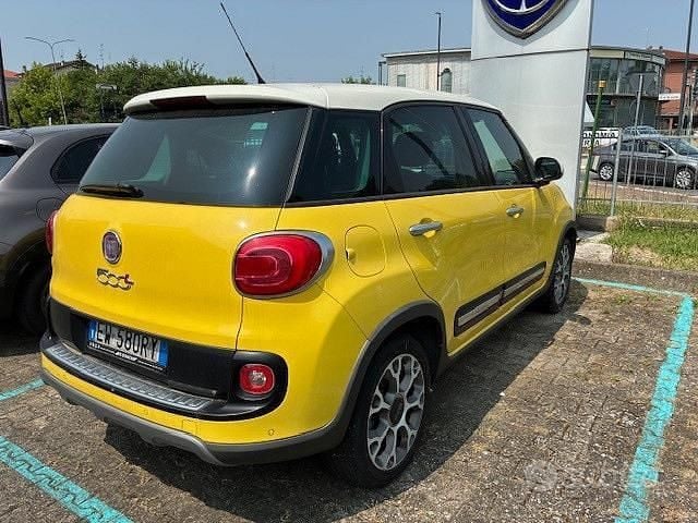 Usata Fiat 500L Trekking 105 CV (77 kW) 2014 Giallo Monovolume