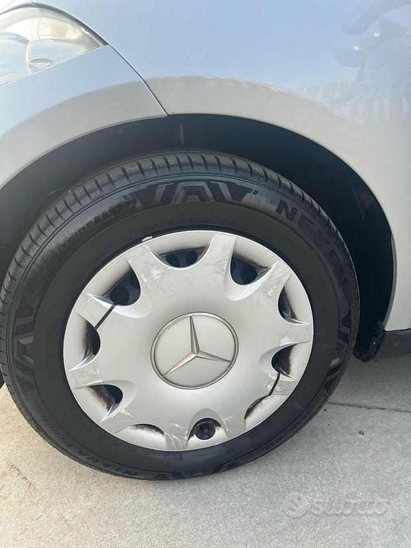 Usata Mercedes A180 Elegance 109 CV (80 kW) 2007 Grigio Berlina