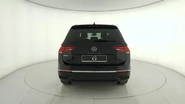 Usata VW Tiguan Allspace Elegance 150 CV (110 kW) 2022 Nero SUV