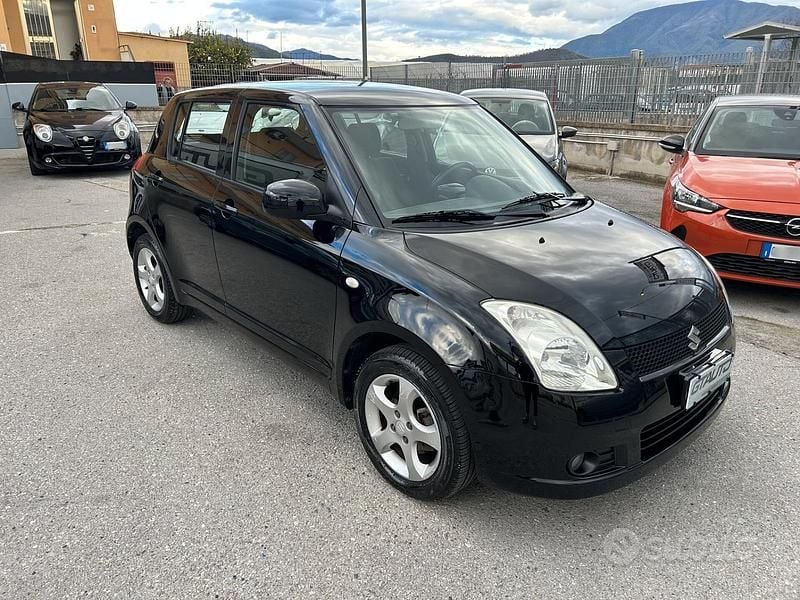 Usata Suzuki Swift GL 92 CV (67 kW) 2007 Nero Utilitaria