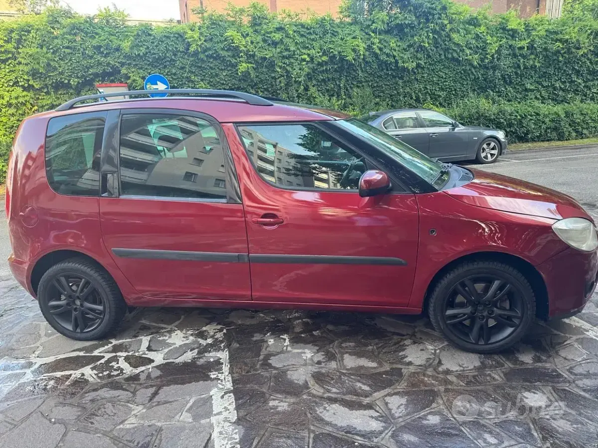 Usata Skoda Roomster Comfort 80 CV (58 kW) 2007 Rosso Monovolume