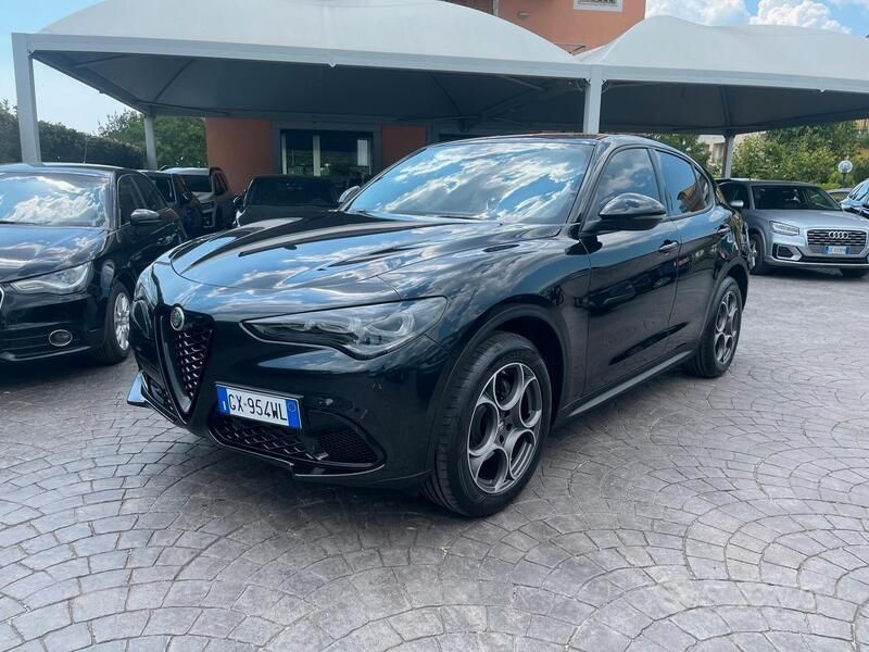 Usata Alfa Romeo Stelvio Sprint 210 CV (154 kW) 2025 Nero SUV