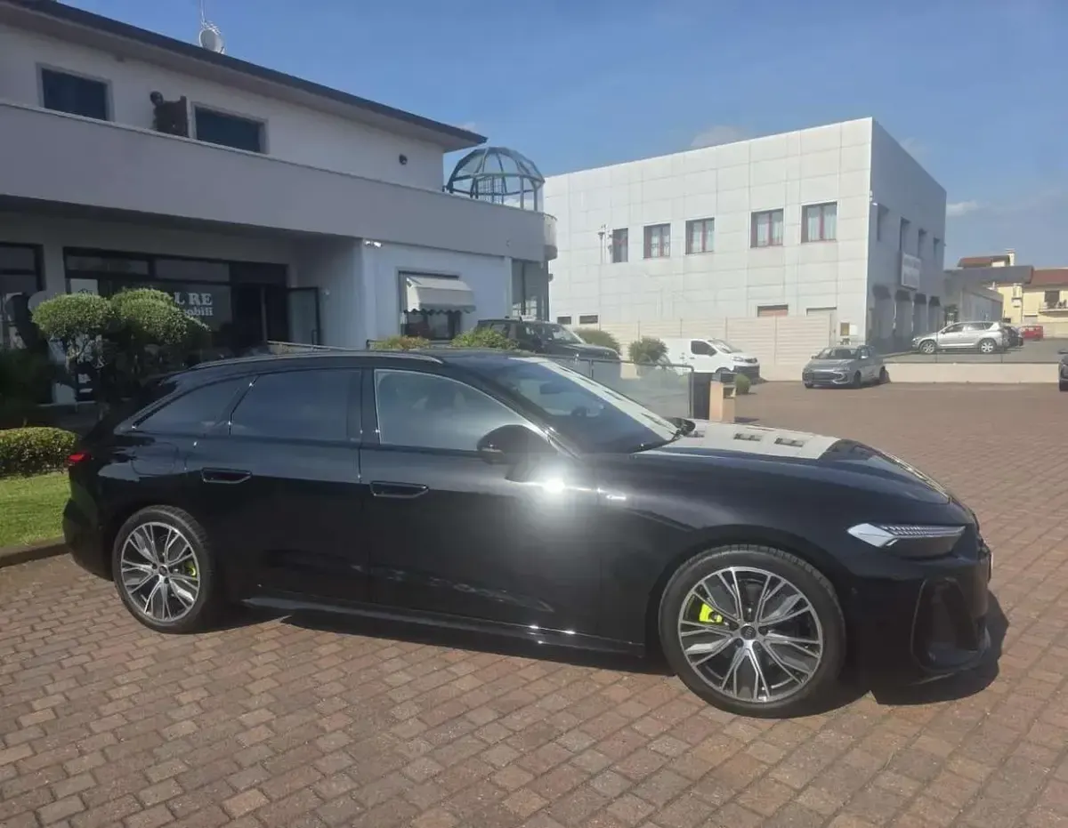 Nuova Audi A5 S-Line 204 CV (150 kW) 2025 Nero Station wagon