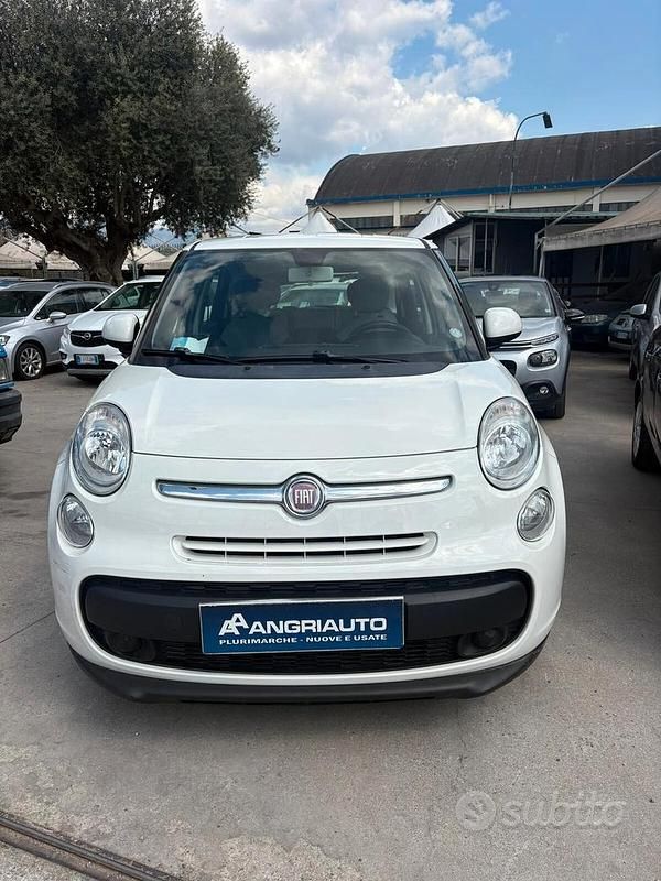 Usata Fiat 500L Lounge 85 CV (62 kW) 2015 Bianco Monovolume