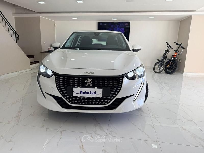 Usata Peugeot 208 Active 102 CV (75 kW) 2020 Bianco Utilitaria