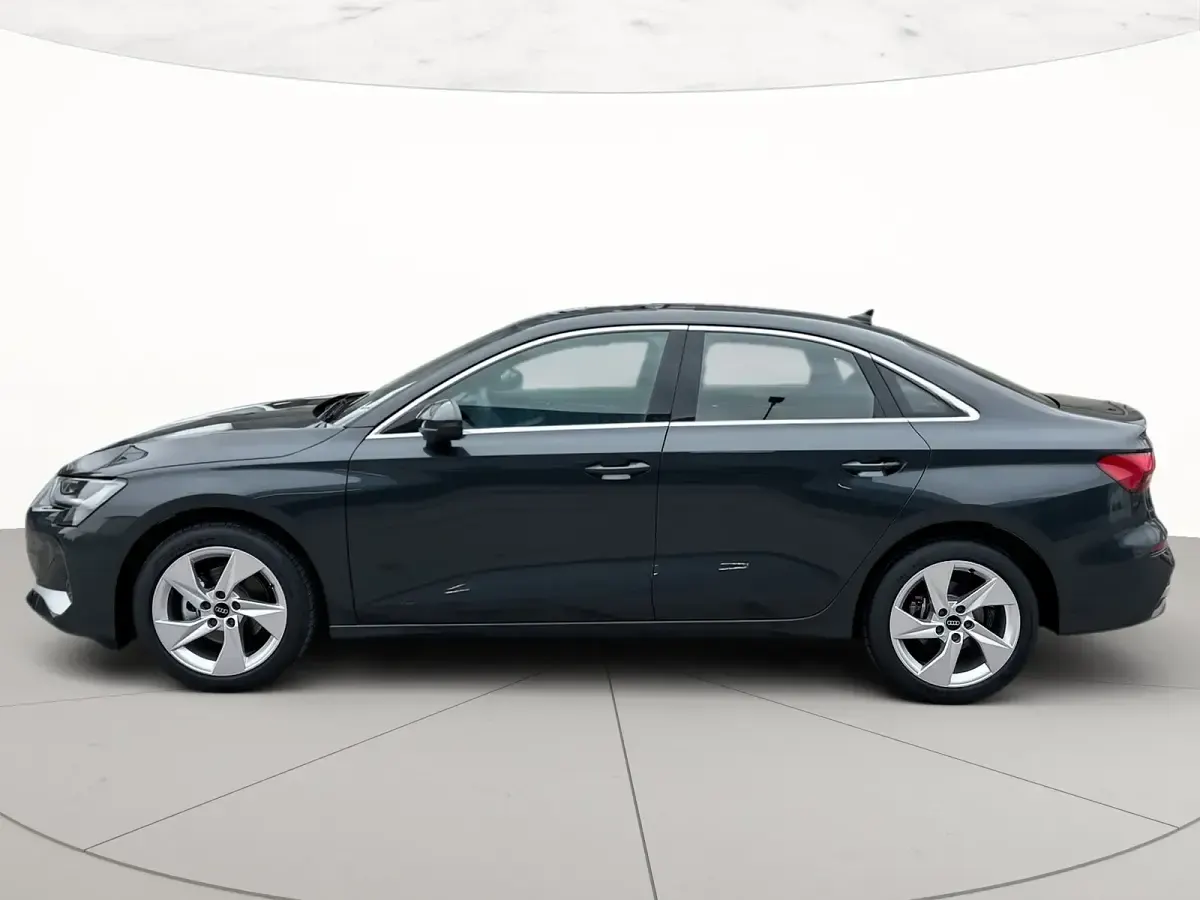 Nuova Audi A3 Advanced Plus 150 CV (110 kW) 2026 Grigio manhattan metallizzato Berlina