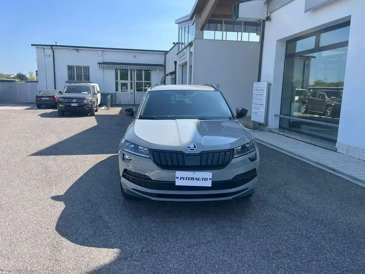 Usata Skoda Karoq SportLine 116 CV (85 kW) 2021 Grigio SUV