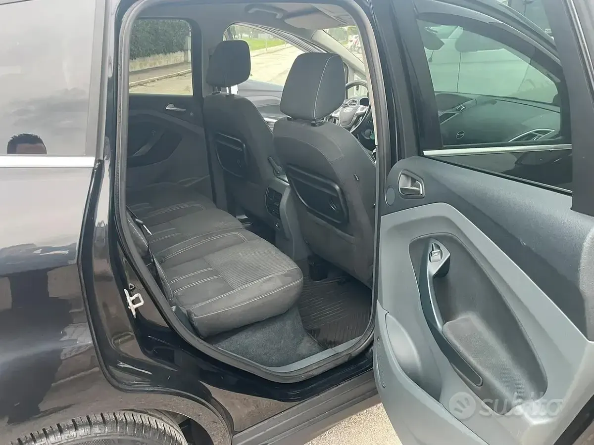 Usata Ford C-MAX 115 CV (84 kW) 2011 Monovolume