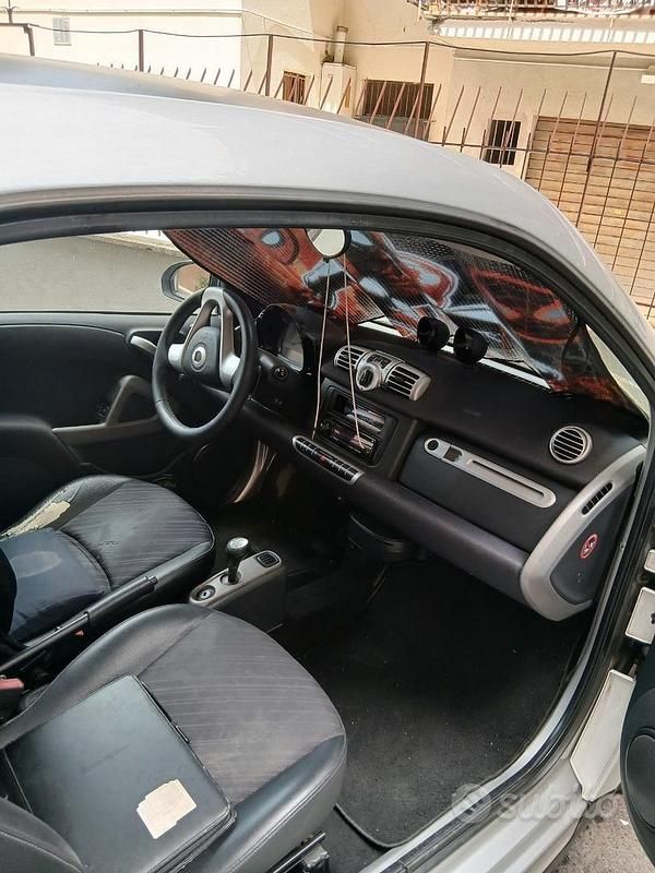 Usata Smart ForTwo Coupé 54 CV (39 kW) 2011 Bianco Utilitaria