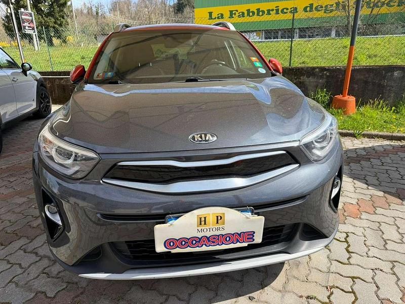 Usata Kia Stonic 120 CV (88 kW) 2019 Grigio SUV