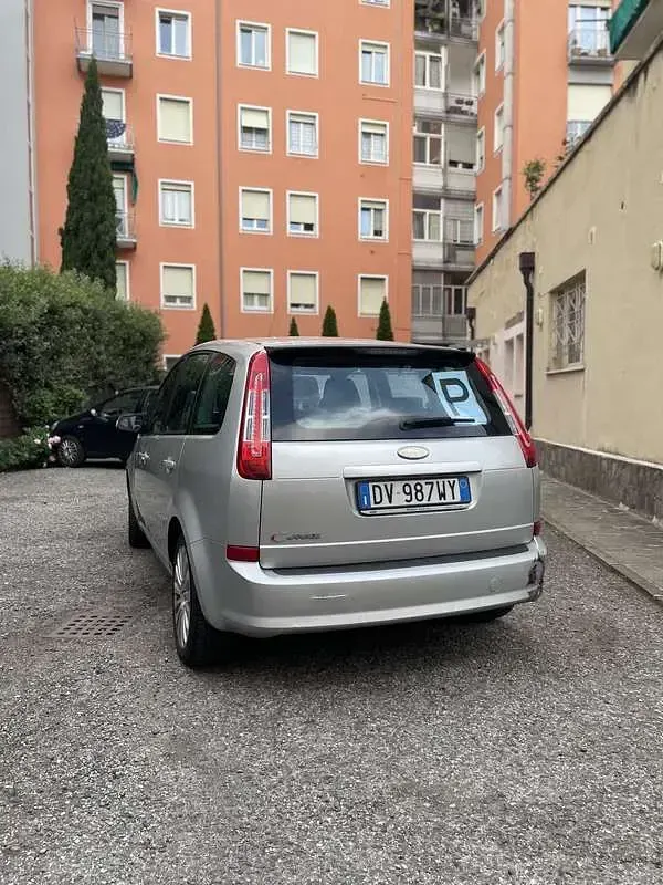 Usata Ford C-MAX Titanium 145 CV (106 kW) 2009 Monovolume