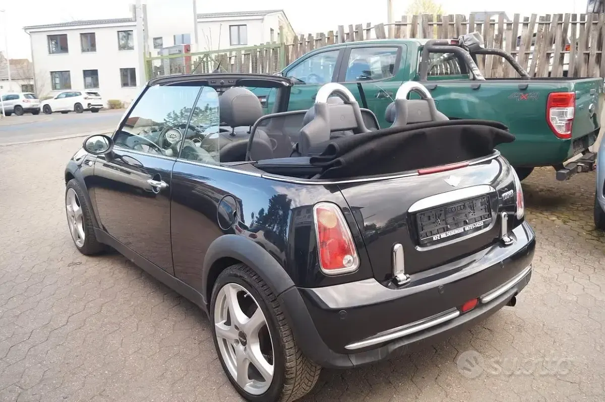 Usata Mini Cooper Cabriolet 116 CV (85 kW) 2007 Nero Cabrio