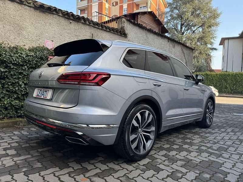 Usata VW Touareg Advance 286 CV (210 kW) 2020 Argento SUV