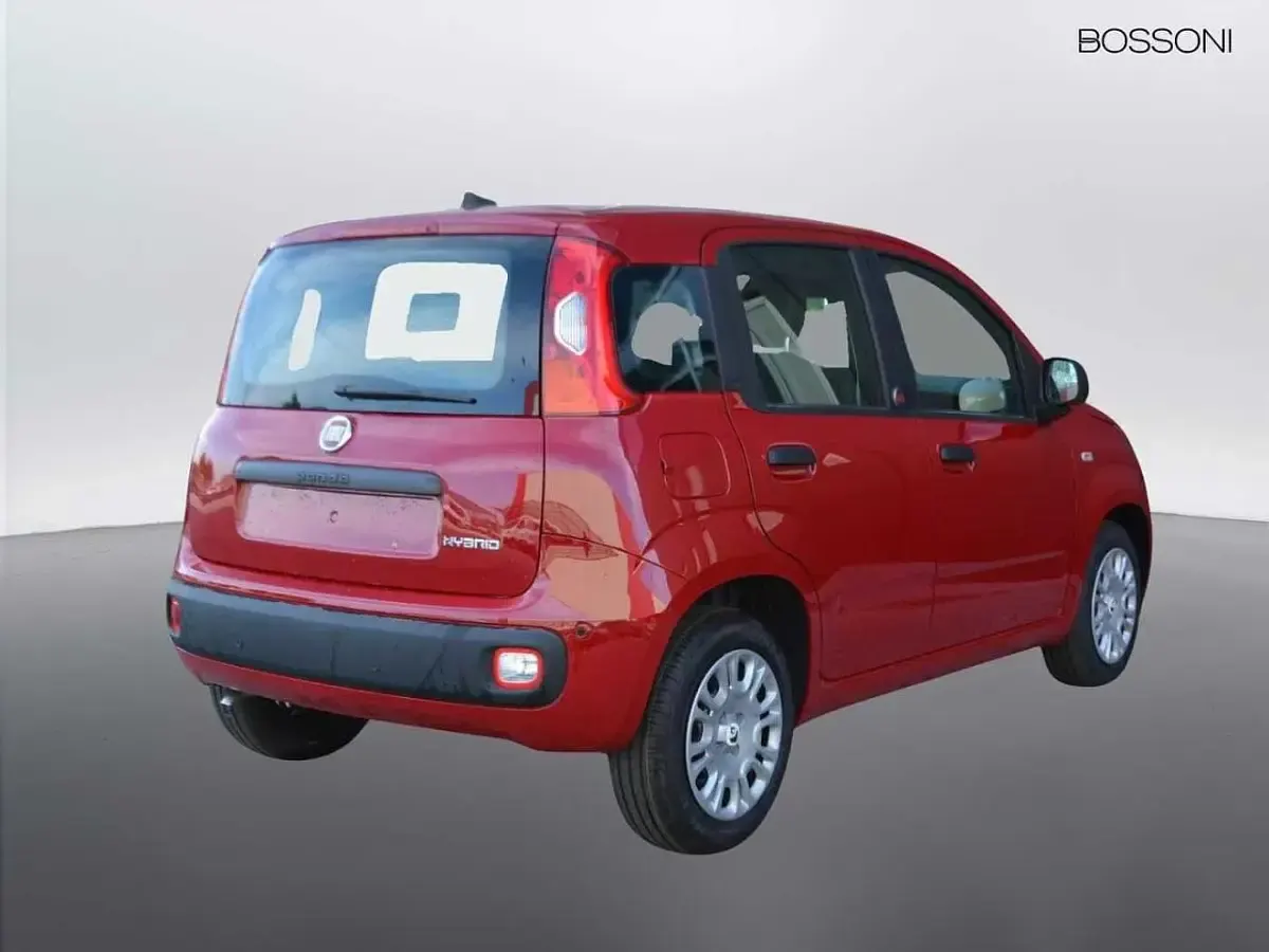 Usata Fiat Panda Pop 65 CV (47 kW) 2025 Rosso Utilitaria