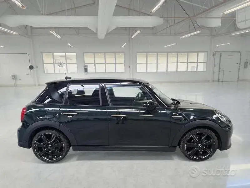 Usata Mini Cooper Resolute Edition 136 CV (100 kW) 2023 Verde Utilitaria