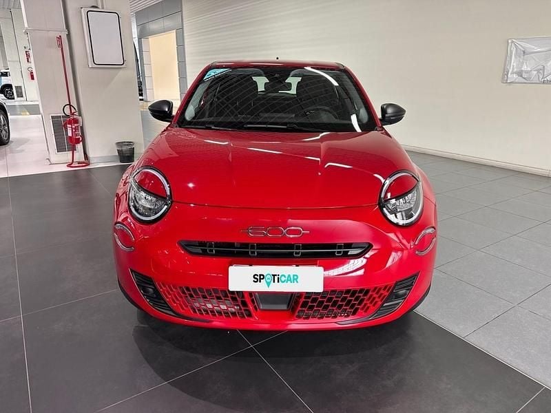 Usata Fiat 600 101 CV (74 kW) 2024 Rosso SUV