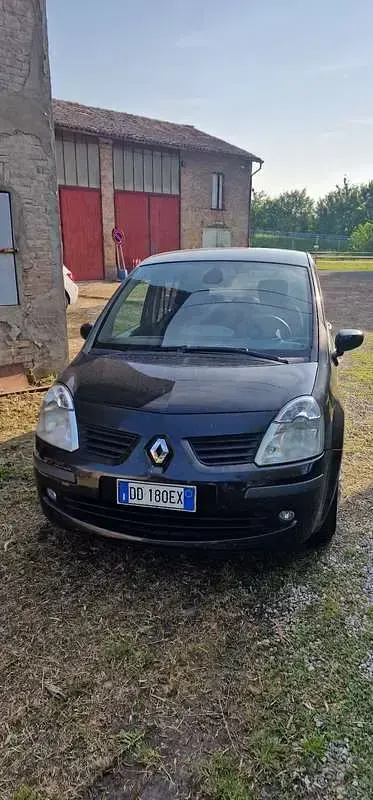 Usata Renault Modus Dynamique 98 CV (72 kW) 2006 Monovolume