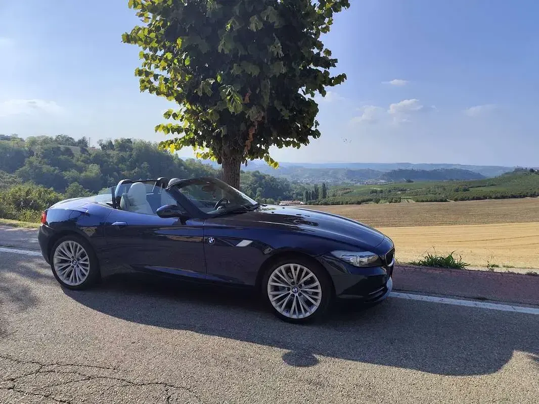 Usata BMW Z4 Efficient Dynamics 204 CV (150 kW) 2011 Bluazzurro Cabrio