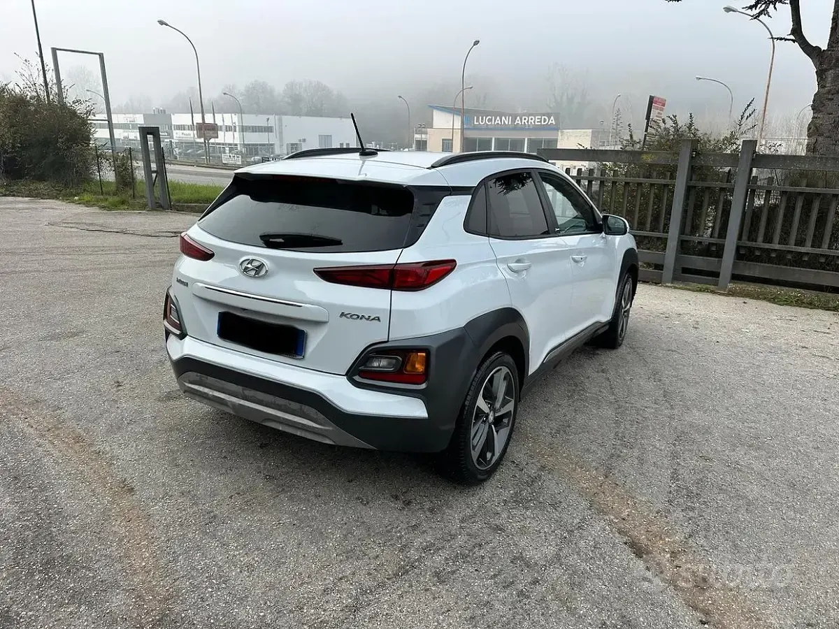Usata Hyundai Kona Xpossible 116 CV (85 kW) 2018 SUV