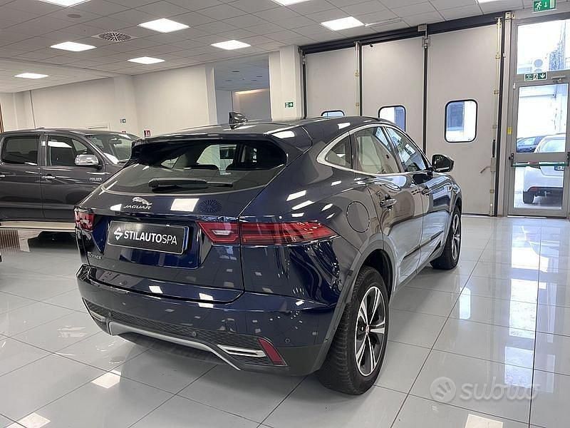 Usata Jaguar E-Pace R-Dynamic 160 CV (117 kW) 2021 Blu SUV