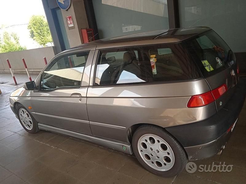Occasion Alfa Romeo 145 Quadrifoglio 150 PK (110 kW) 1995 Grijs Hatchback